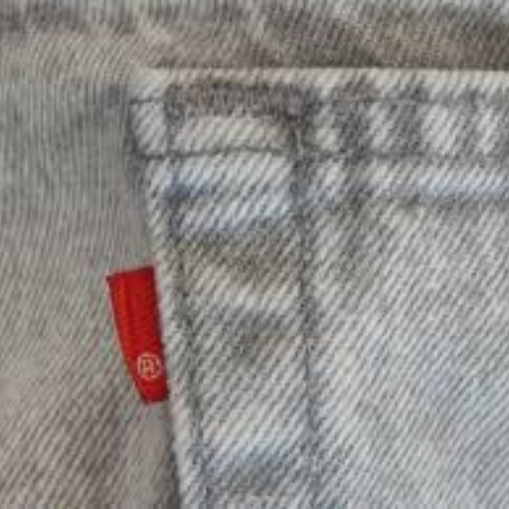 Levi's with Blank Red Tag - What does it mean? - Picture 5 of 5